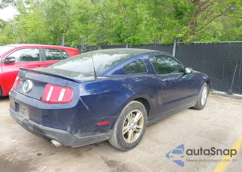 2012 Ford Mustang V6 z USA, uszkodzony, nr VIN 1ZVBP8AMXC5285704
